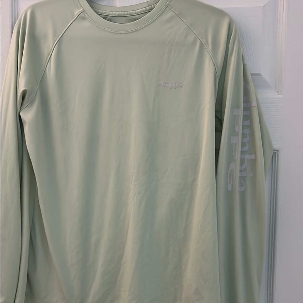 Columbia PFG Long Sleeve Shirt in Soft Green